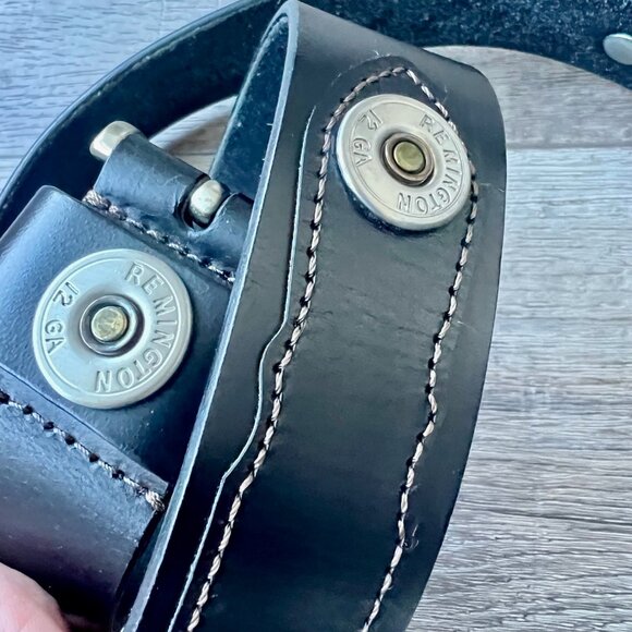 Remington Genuine Leather Belt 12 Gauge Studs Hunting Sturdy Sz 40 Outdoors - Picture 1 of 4
